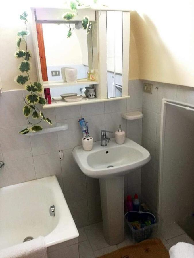 L 'Alcova Holidays Home Centro Storico Челие Месапика Екстериор снимка