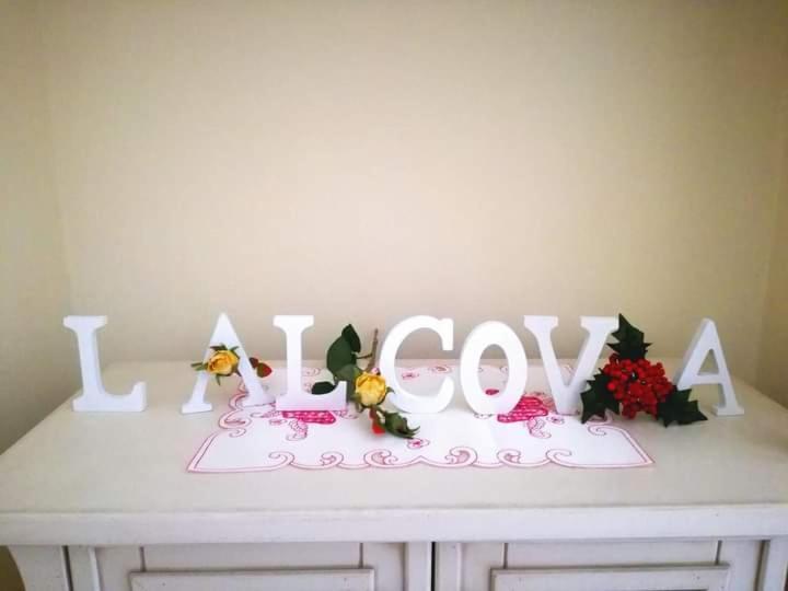 L 'Alcova Holidays Home Centro Storico Челие Месапика Екстериор снимка