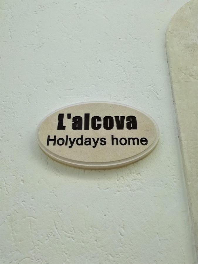 L 'Alcova Holidays Home Centro Storico Челие Месапика Екстериор снимка
